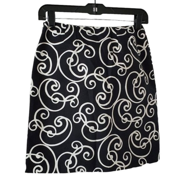 Ann Taylor Scrolling Swirls Short A-line Skirt | NWT | 0P | Black White - Picture 10 of 15